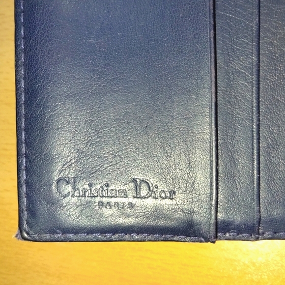 Authentic Christian Dior Lady Dior Bifold Patent Leather Wallet in Purple 💜 - Picture 14 of 16